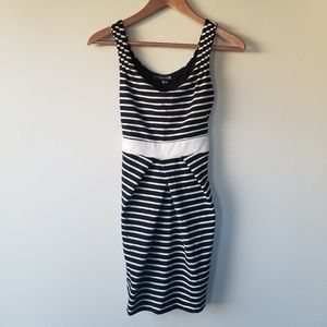 Forever 21: Black and white striped dress – S/P